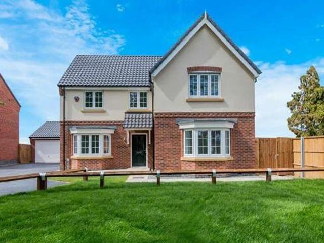 House for sale in Camp Hill, Warwickshire