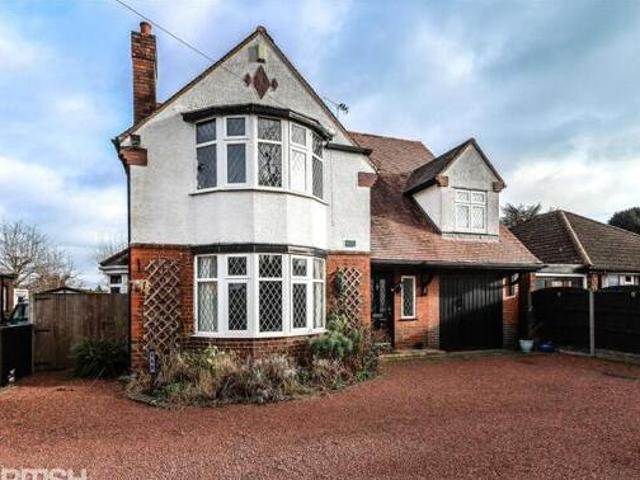 House for sale in Camp Hill, Warwickshire