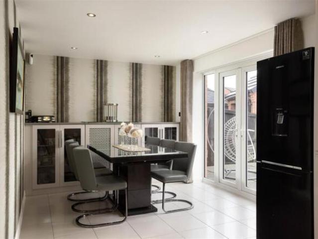 Farm for sale in Whinmoor, West Yorkshire