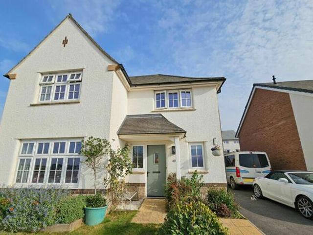 House for sale in Weir Quay, Devon