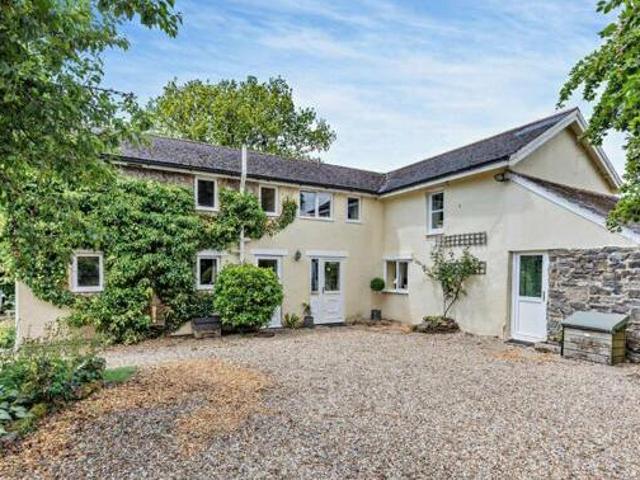 House for sale in Weir Quay, Devon