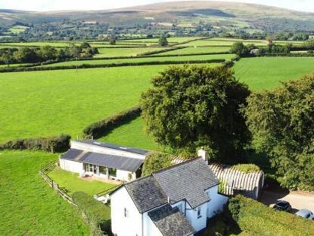 House for sale in Weir Quay, Devon