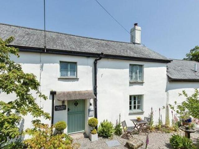 House for sale in Weir Quay, Devon