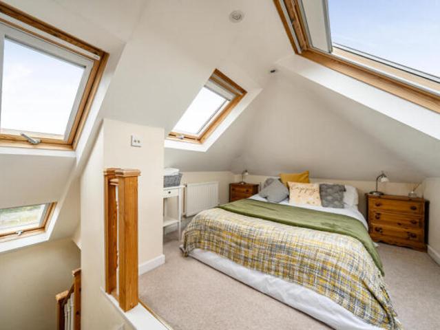 Farm for sale in Old Town, Swindon