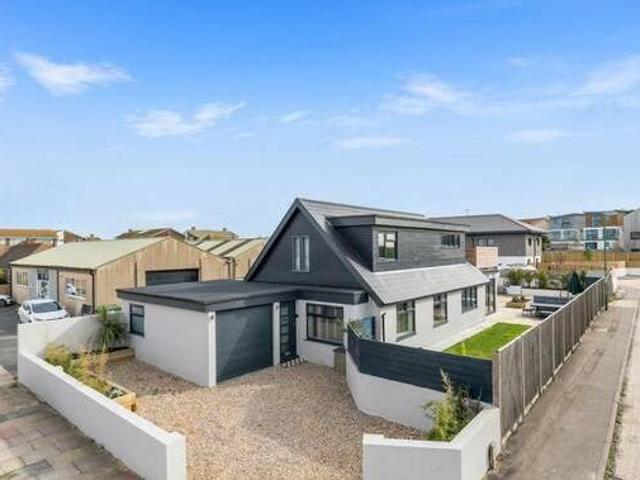 House for rent in West Sussex