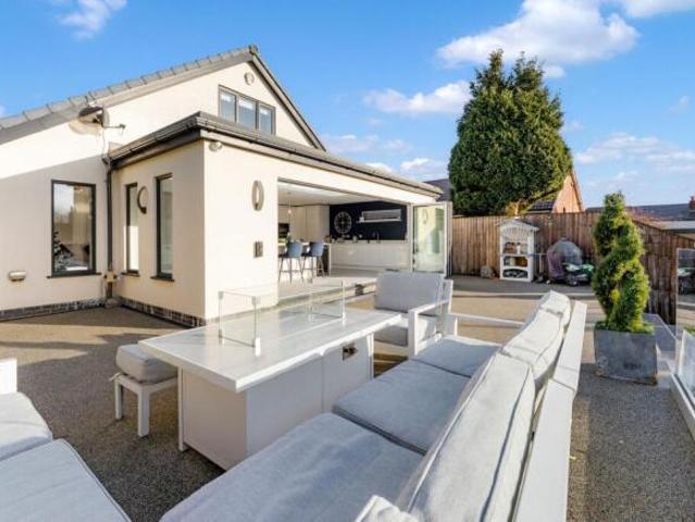 Farm for sale in Middlebrook, Bolton