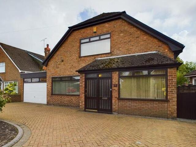 House for sale in Roby Mill, Lancashire