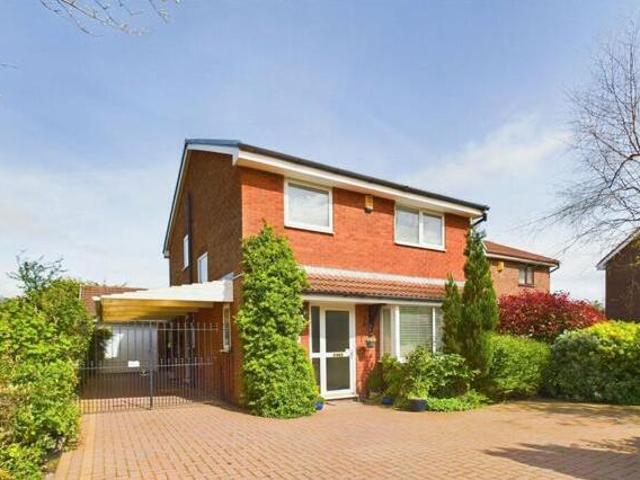 House for sale in Roby Mill, Lancashire