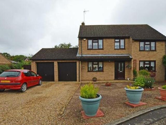 House for sale in Hampton Green, Cambridgeshire