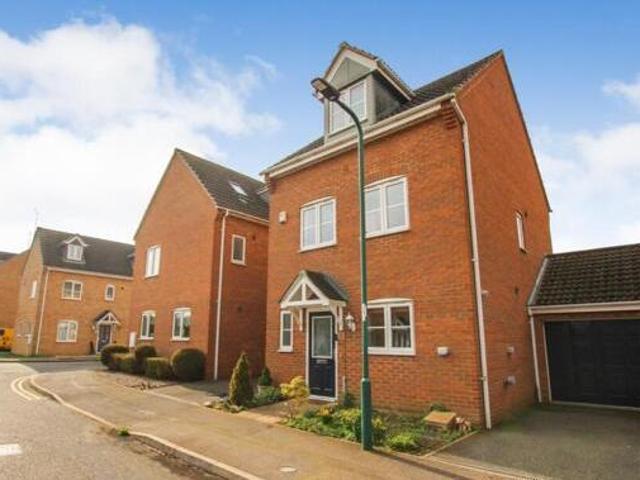 House for sale in Hampton Green, Cambridgeshire