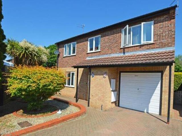House for sale in Hampton Green, Cambridgeshire