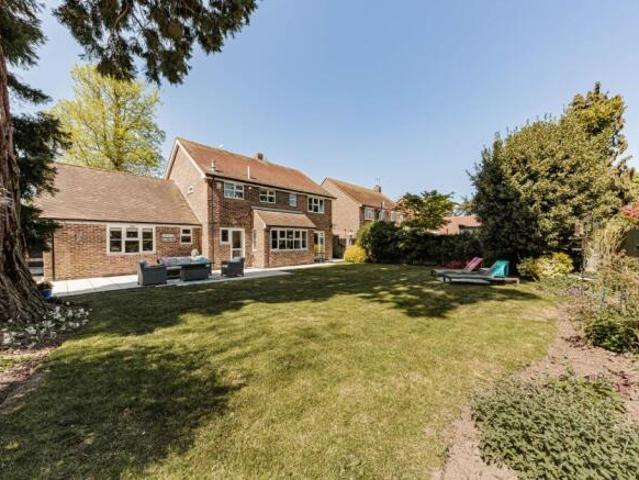 Farm for sale in Oad Street, Kent
