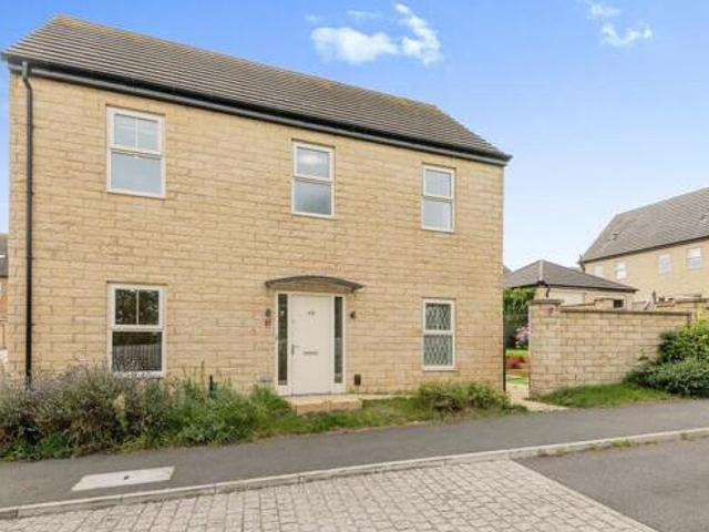 House for sale in Ossett, West Yorkshire