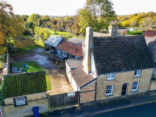 House for sale in Lyons, Greater London