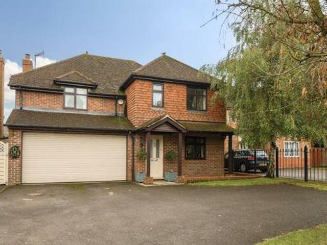 House for sale in Berrick Salome, Oxfordshire