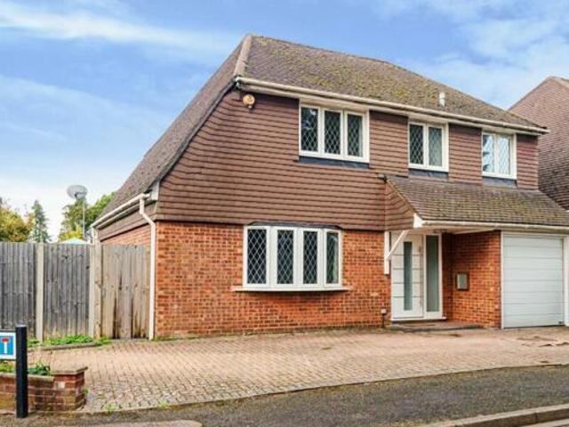 House for sale in Watford Heath, North Watford