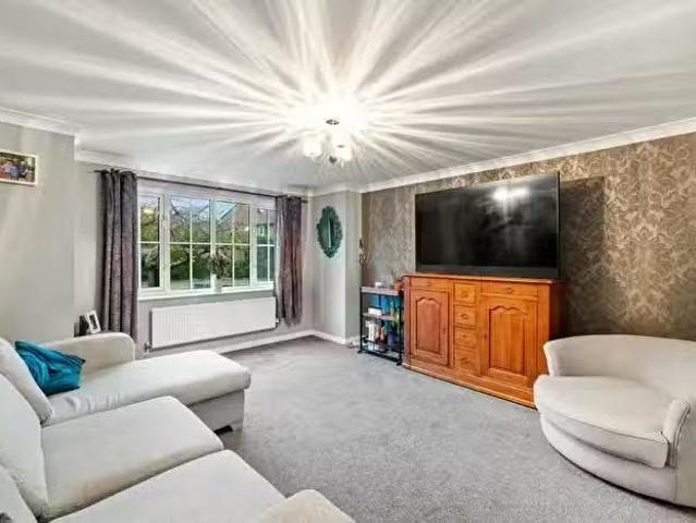 House for sale in Hawkinge