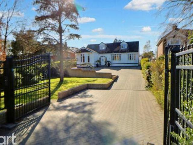 House for sale in Lyons, Greater London