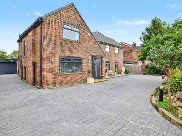 Farm for sale in Austhorpe, Leeds