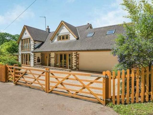 House for rent in Gloucestershire