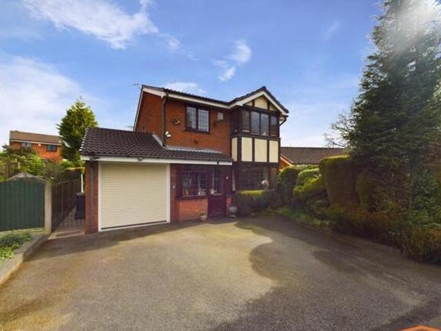 House for sale in Pelsall, West Midlands