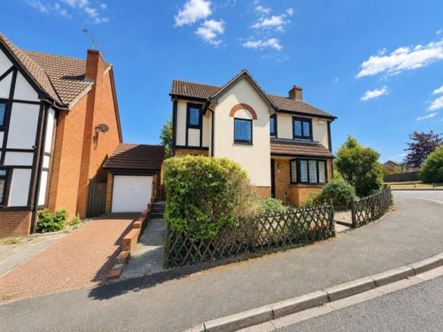 Farm for sale in Luton