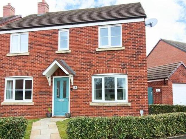 House for sale in Crookhill, Worcestershire