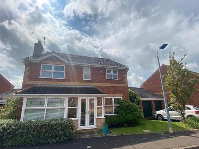 House for sale in Hampton Green, Cambridgeshire