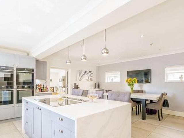 House for rent in West Sussex
