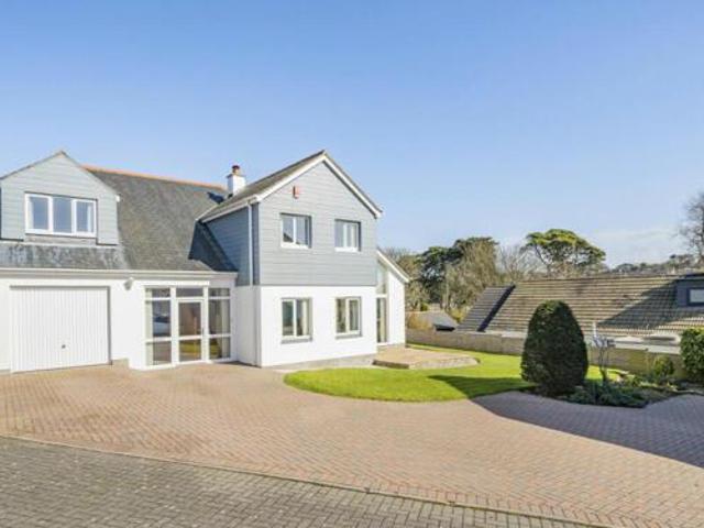 House for sale in Hayle, Cornwall