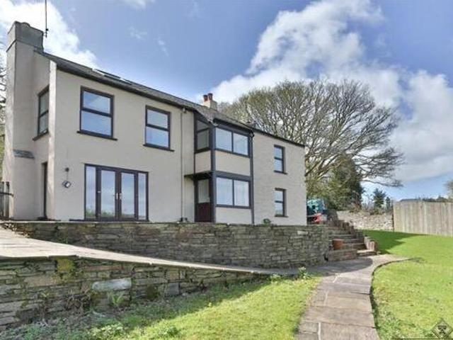 House for sale in Follaton, Strode