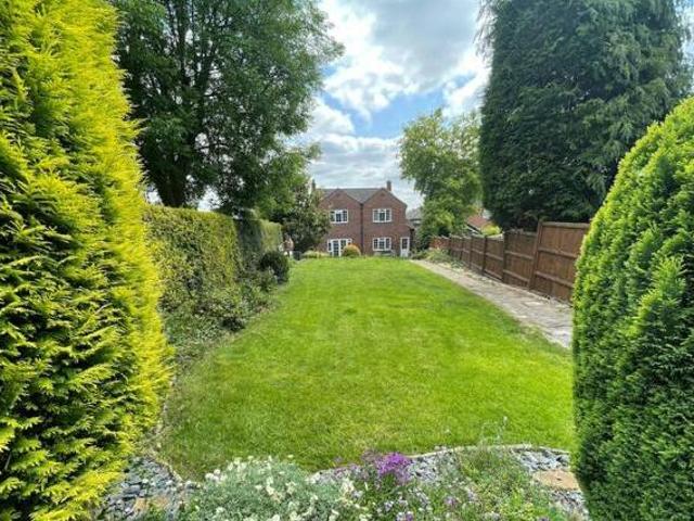 House for sale in Pontefract, West Yorkshire