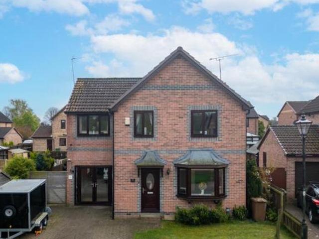 House for sale in Pontefract, West Yorkshire