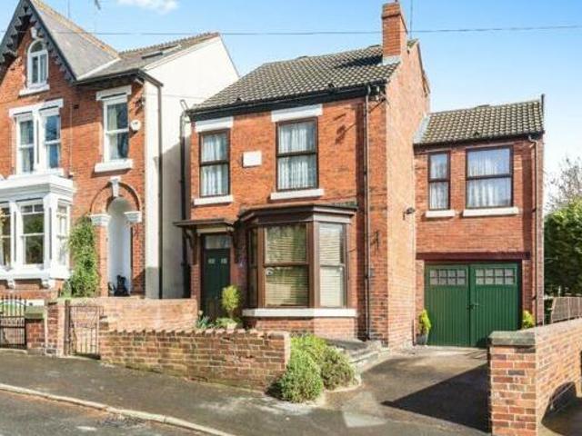 House for sale in Pontefract, West Yorkshire