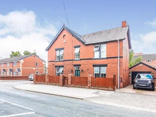 House for sale in Pontefract, West Yorkshire