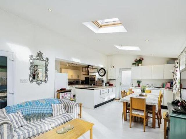 House for sale in Spring Vale, Hampshire