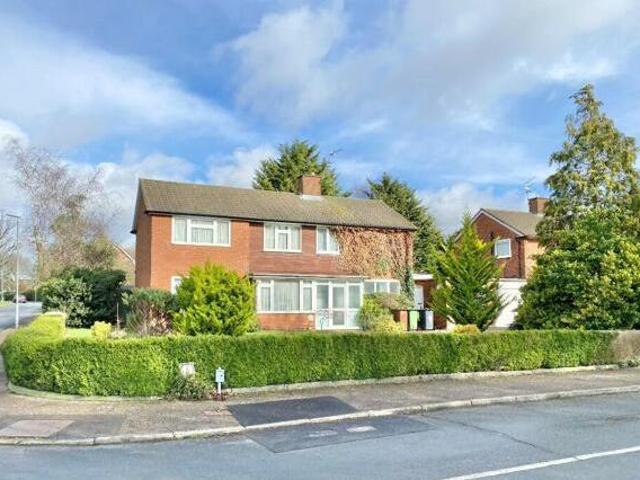 House for sale in Potters Bar, Hertsmere