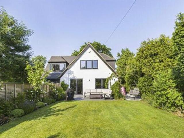 House for sale in Potters Bar, Hertfordshire