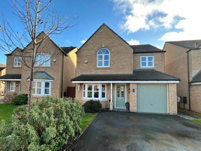 House for sale in Lea, Higher Bartle