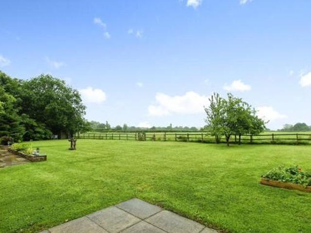 House for sale in Higher Bartle, Lancashire