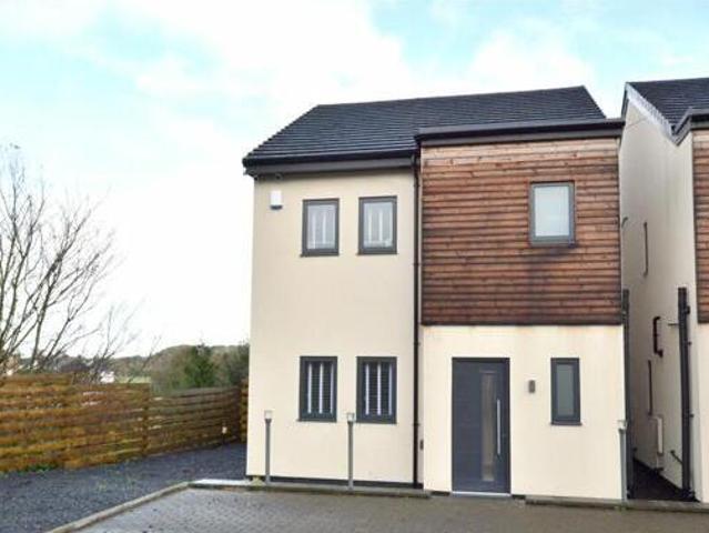 House for sale in Pudsey, West Yorkshire