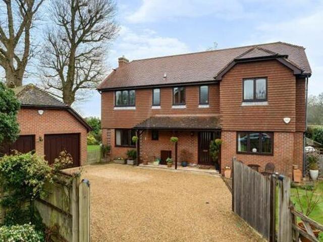 House for sale in Marehill, Horsham