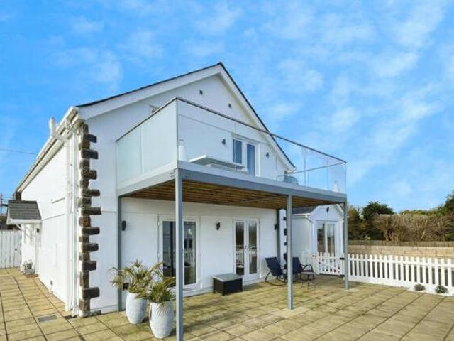 House for sale in Pwllheli, Wales