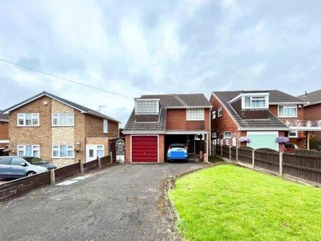 House for sale in Brierley Hill, West Midlands