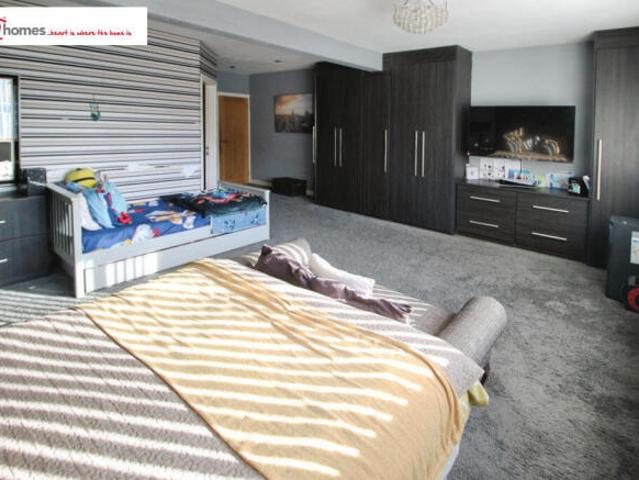 Farm for sale in Garretts Green, Birmingham