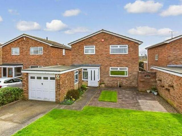 House for sale in Westwood, Acol