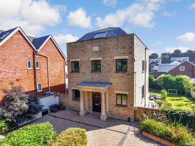 House for sale in West Cliff, Acol