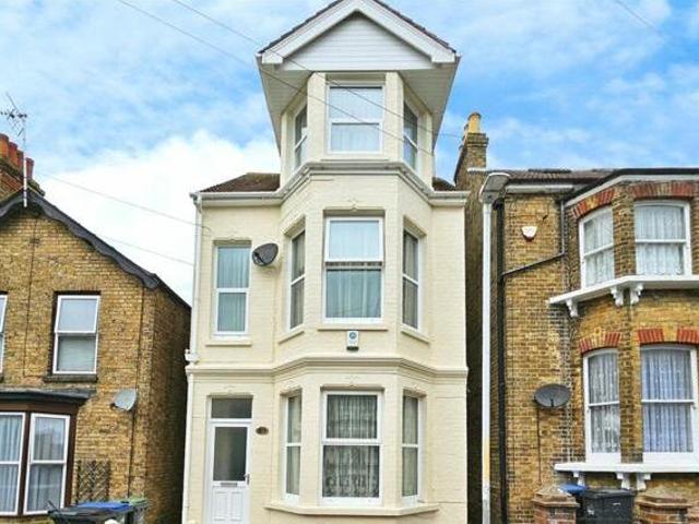 House for sale in Chilton, Acol