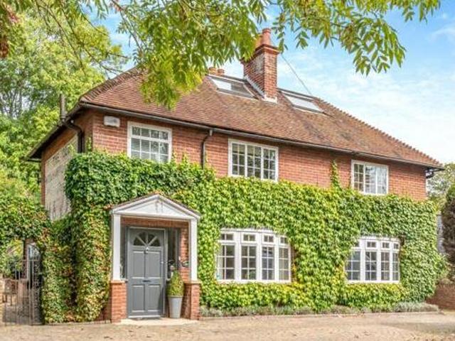 House for sale in Reading