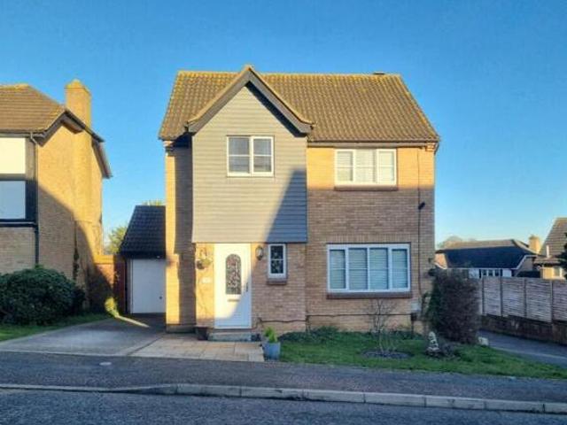 House for sale in Northampton, Northamptonshire
